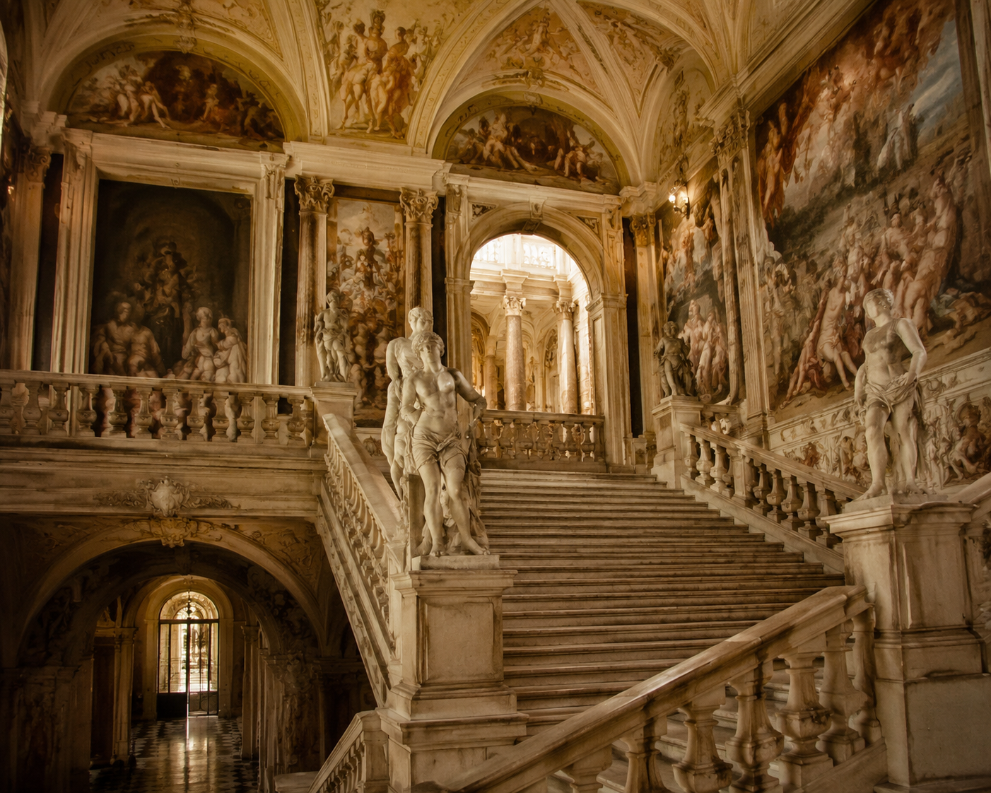Le Palais Lascaris, joyau baroque caché du Vieux-Nice