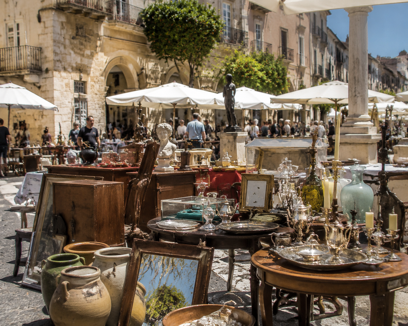 Brocantes et antiquaires à Nice : où chiner le bon week-end