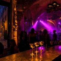 l’opéra nice boite de nuit est-il vraiment différent de l’Opéra de Nice ?